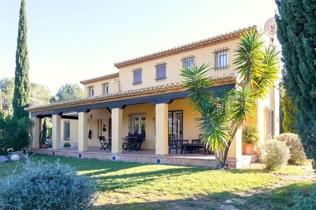 4 bedroom Villa for sale in Dénia with pool garage - € 1,050,000 (Ref: 8765796)