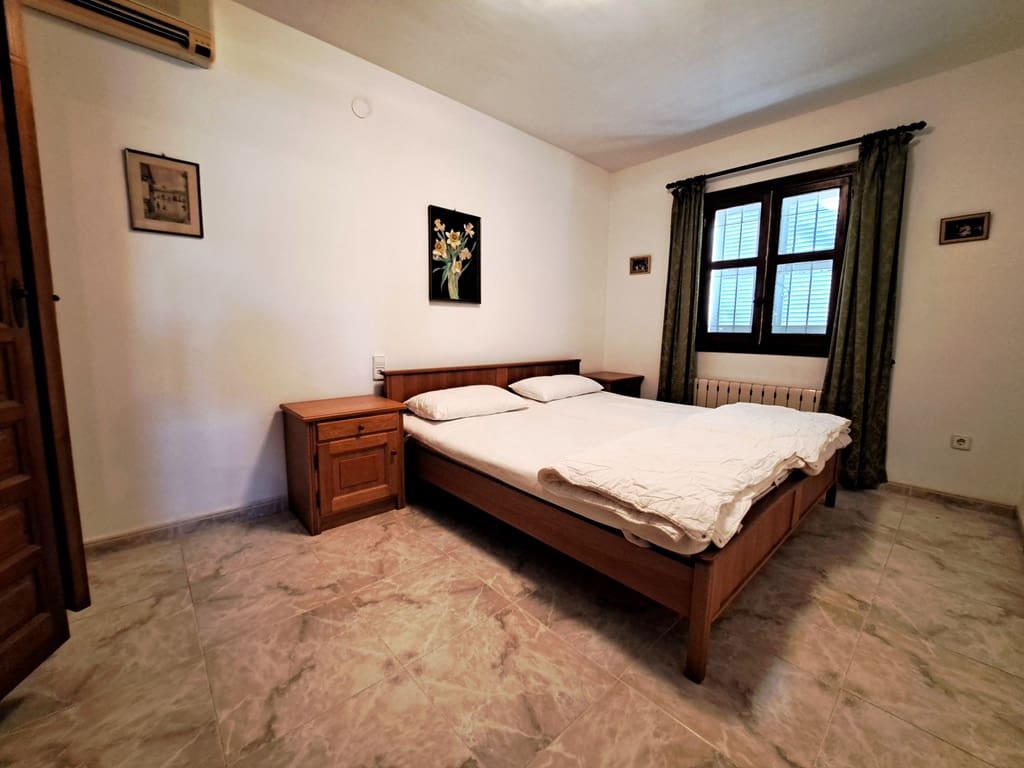 3 bedroom Villa for sale in Denia with garage - € 549,000 (Ref: 8896075)