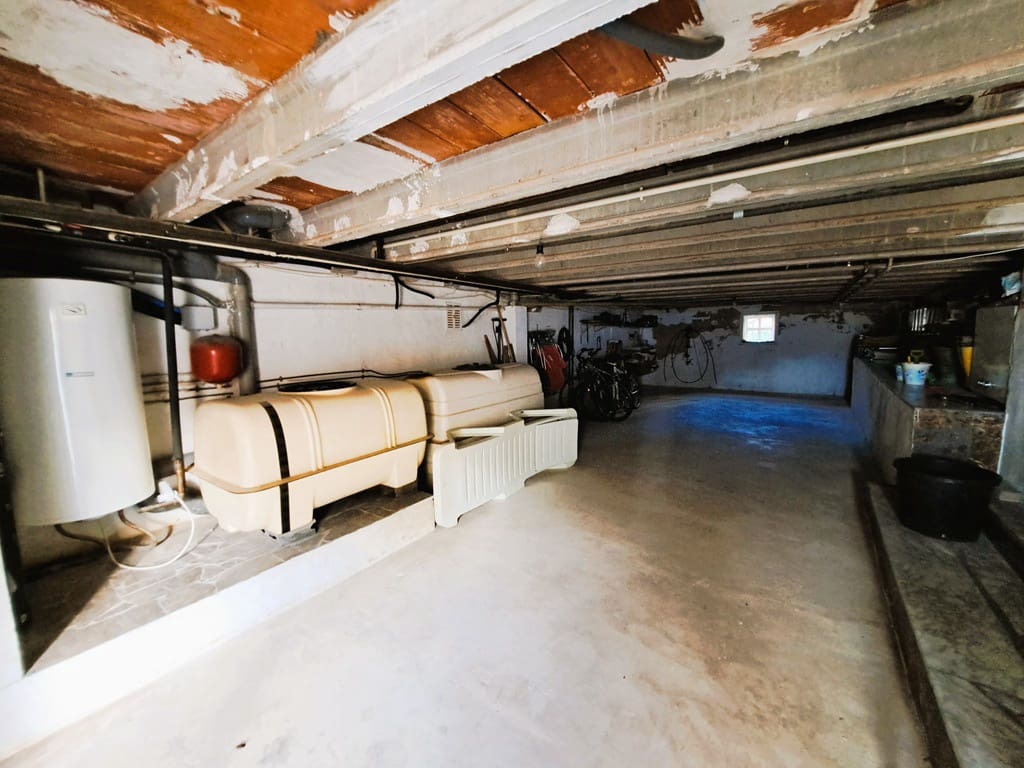 3 bedroom Villa for sale in Denia with garage - € 549,000 (Ref: 8896075)