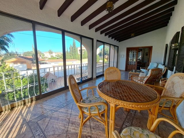 3 bedroom Villa for sale in El Montgó, Dénia with garage - € 549,000 (Ref: 8896075)