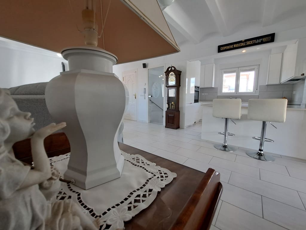 5 soveværelse Villa til salg i La Xara med swimmingpool garage - € 549.000 (Ref: 8901587)