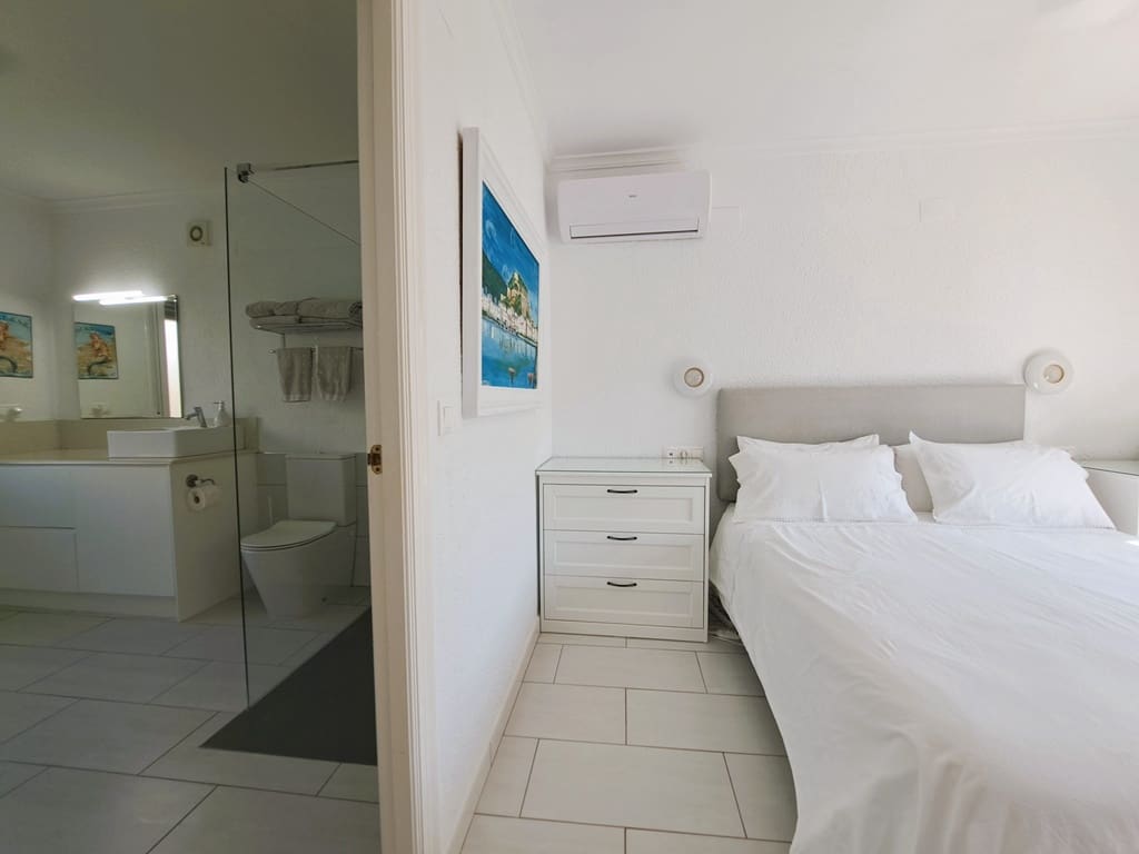 5 soveværelse Villa til salg i La Xara med swimmingpool garage - € 549.000 (Ref: 8901587)