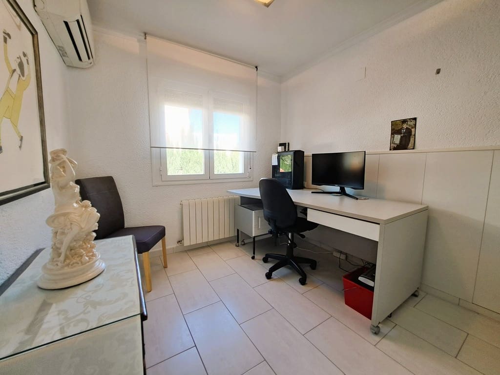 5 soveværelse Villa til salg i La Xara med swimmingpool garage - € 549.000 (Ref: 8901587)