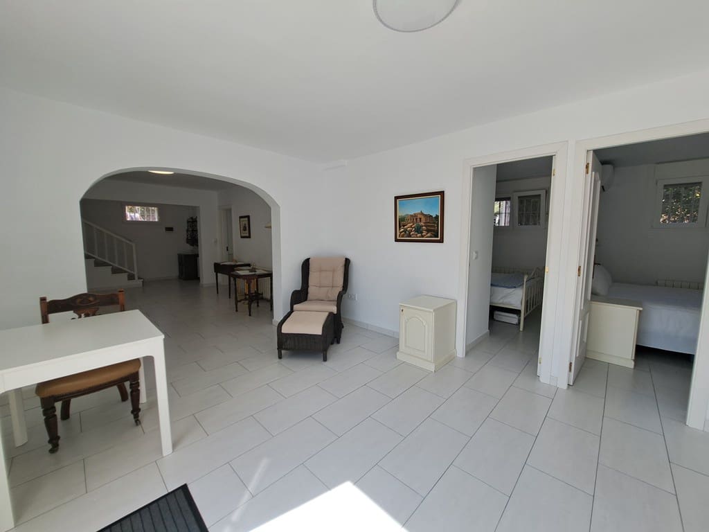 5 soveværelse Villa til salg i La Xara med swimmingpool garage - € 549.000 (Ref: 8901587)