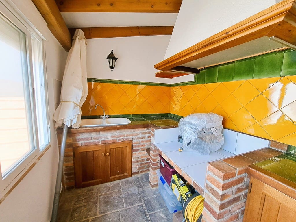 5 soveværelse Villa til salg i La Xara med swimmingpool garage - € 549.000 (Ref: 8901587)