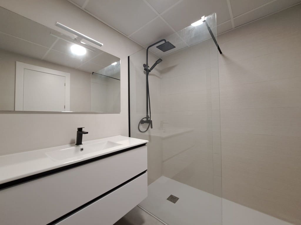 2 slaapkamer Appartement te koop in Denia met zwembad garage - € 359.000 (Ref: 8904041)