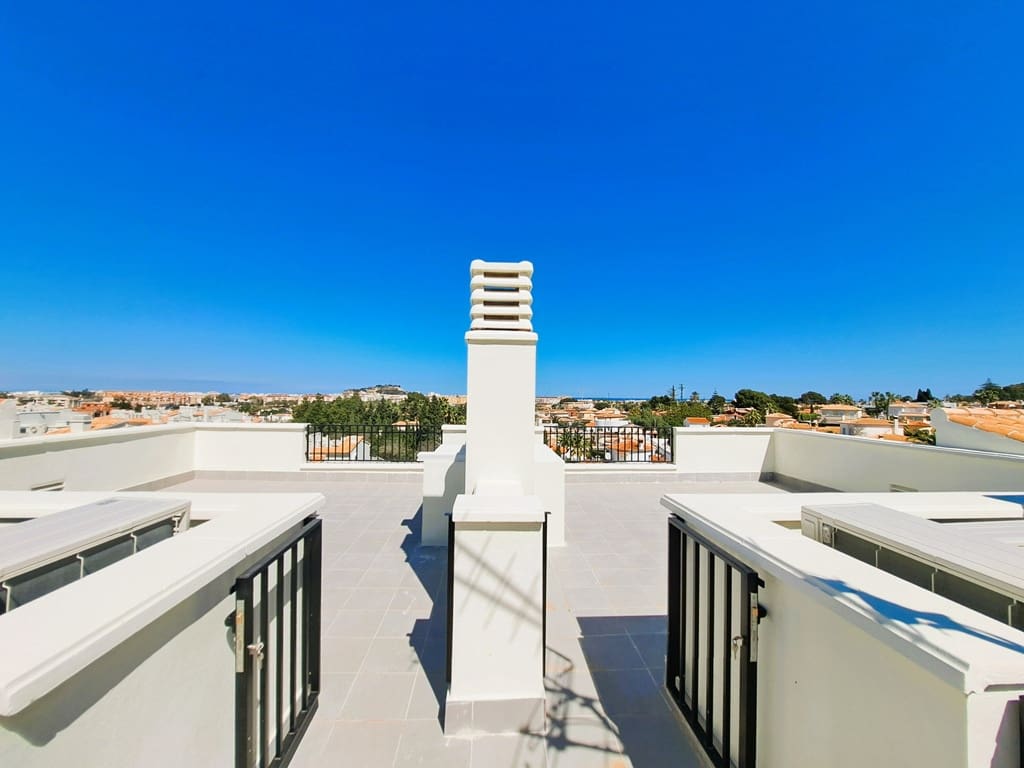 2 slaapkamer Appartement te koop in Denia met zwembad garage - € 359.000 (Ref: 8904041)