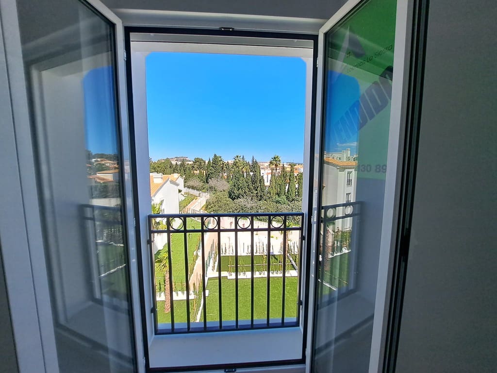 2 slaapkamer Appartement te koop in Denia met zwembad garage - € 359.000 (Ref: 8904041)