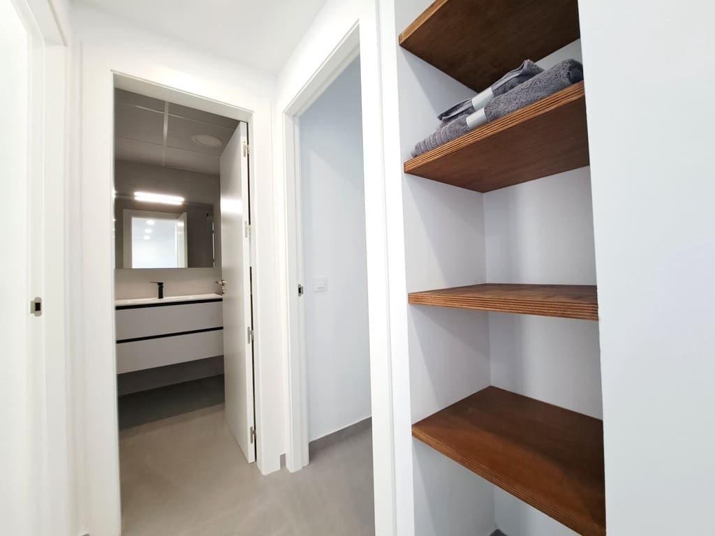 2 makuuhuone Huoneisto myytävänä paikassa Denia mukana uima-altaan 
autotalli - 359 000 € (Ref: 8904041)