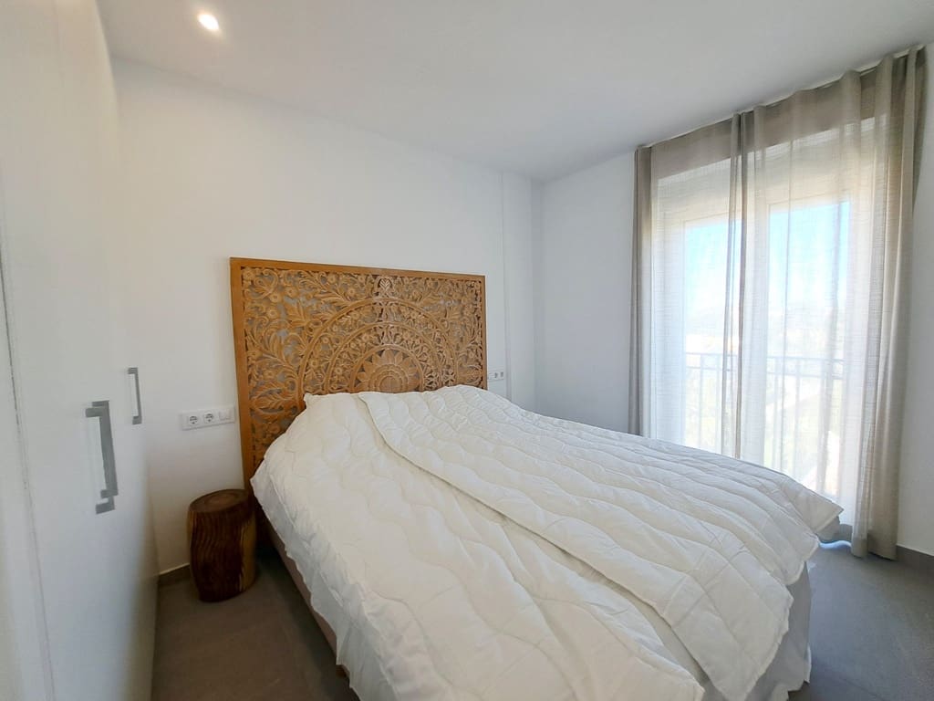 2 makuuhuone Huoneisto myytävänä paikassa Denia mukana uima-altaan 
autotalli - 359 000 € (Ref: 8904041)