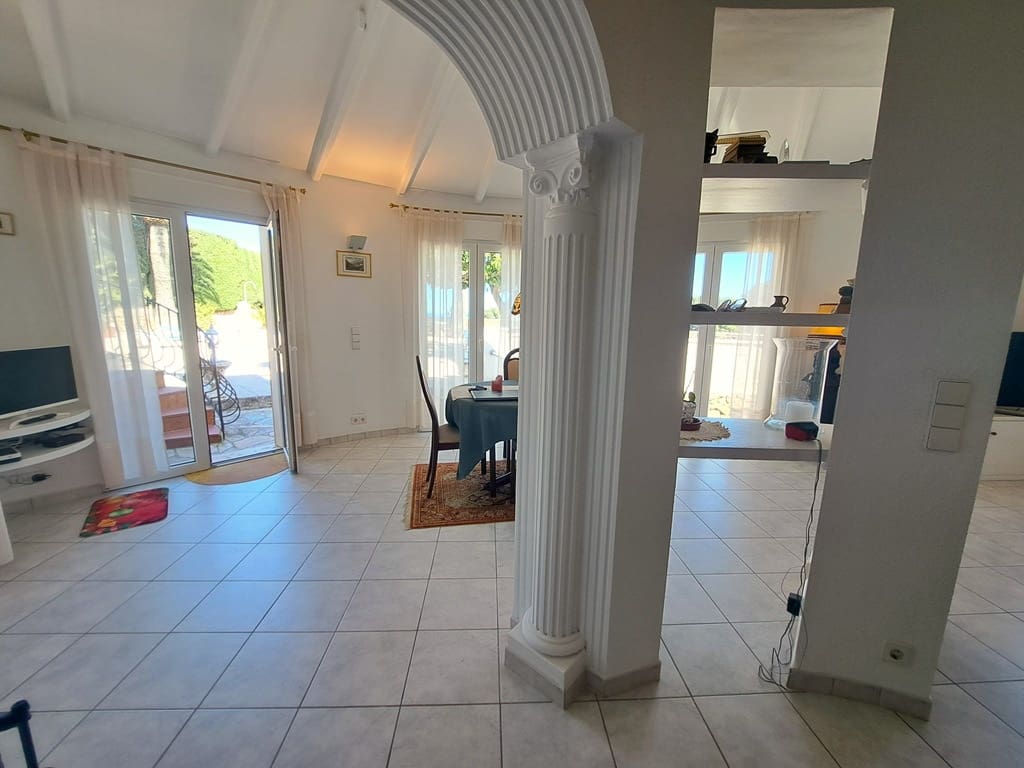 3 sypialnia Willa na sprzedaż w Denia z basenem garażem - 750 000 € (Ref: 8936317)