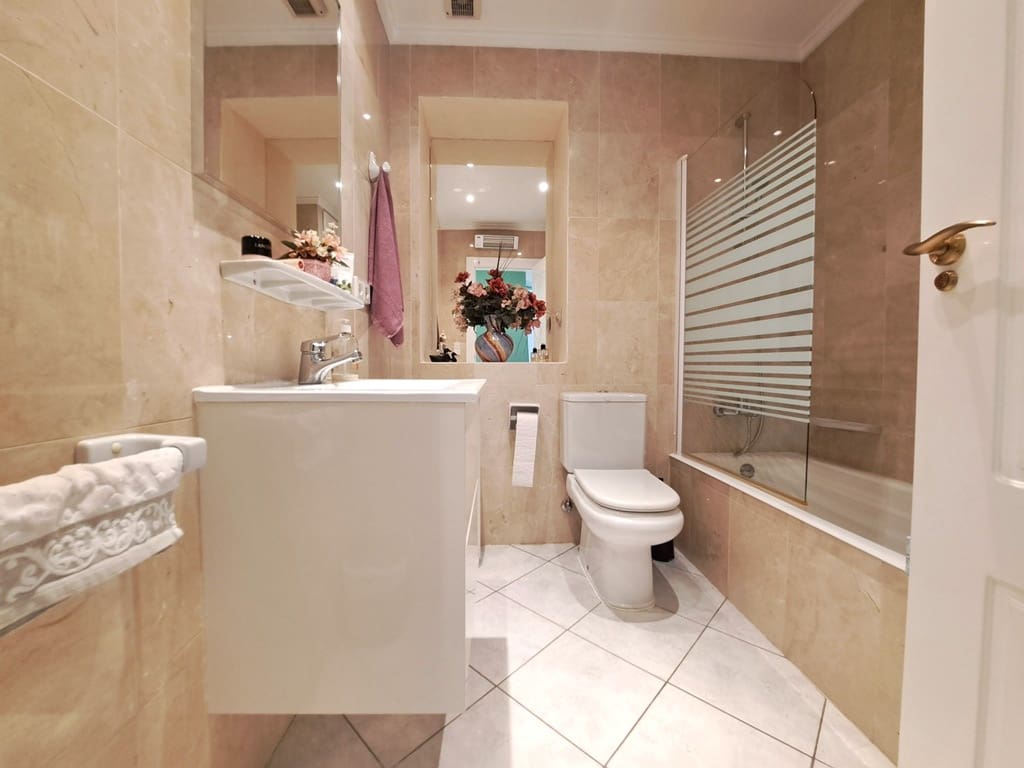 3 sypialnia Willa na sprzedaż w Denia z basenem garażem - 750 000 € (Ref: 8936317)