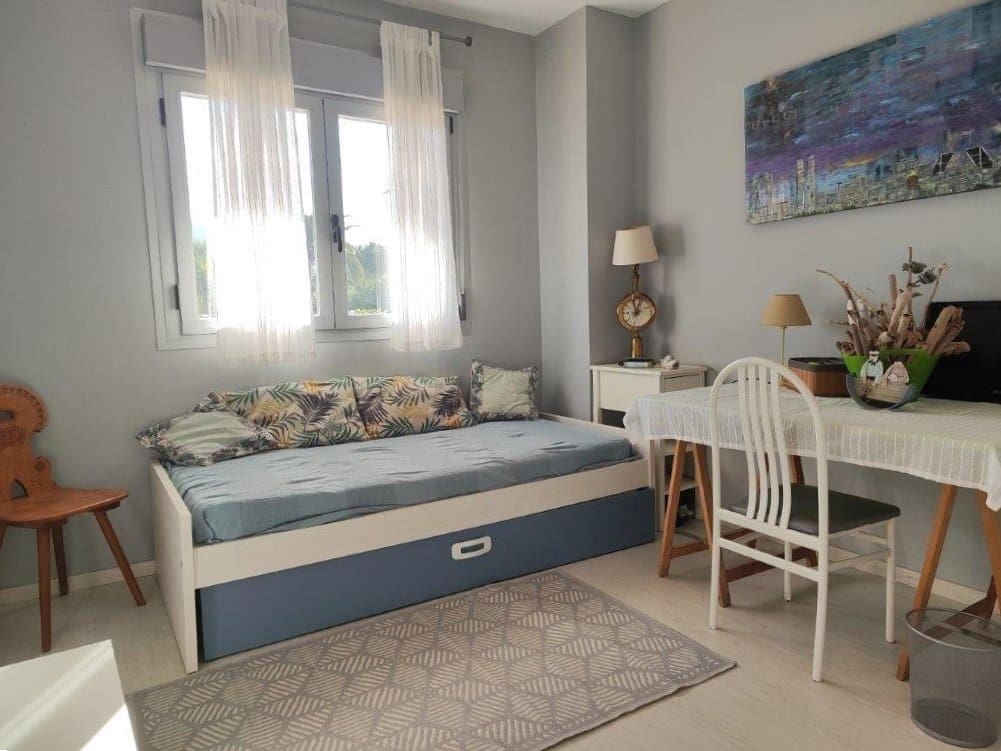 3 bedroom Apartment for sale in Denia with pool garage - € 650,000 (Ref: 9030699)