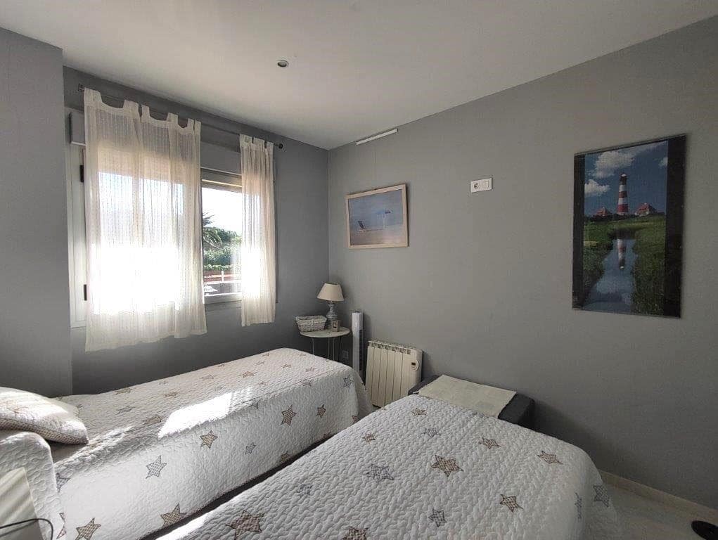 3 bedroom Apartment for sale in Denia with pool garage - € 650,000 (Ref: 9030699)