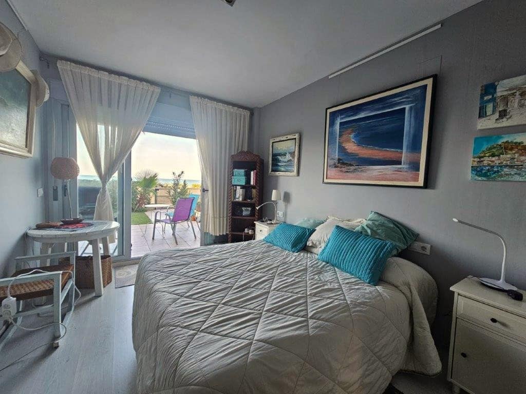 3 bedroom Apartment for sale in Denia with pool garage - € 650,000 (Ref: 9030699)