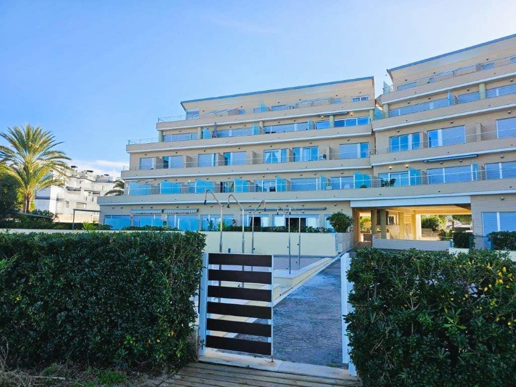 3 bedroom Apartment for sale in Denia with pool garage - € 650,000 (Ref: 9030699)