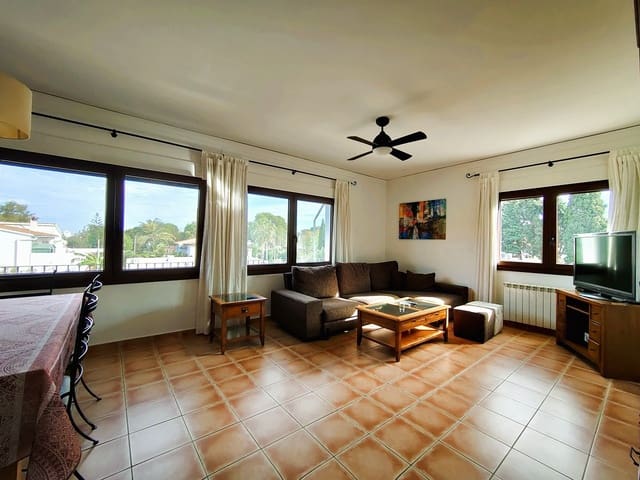 5 Zimmer Villa zu verkaufen in Dénia mit Pool Garage - 890.000 € (Ref: 9073845)