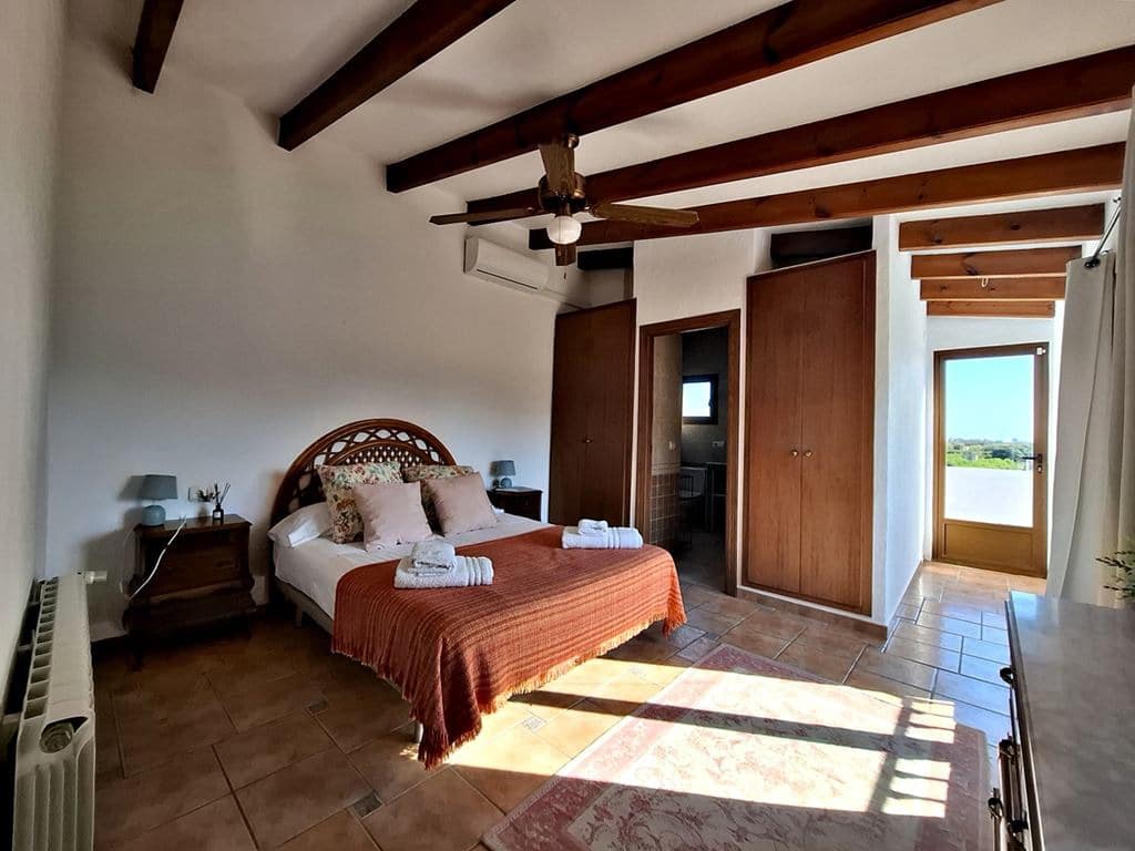 5 Zimmer Villa zu verkaufen in Pedreguer mit Pool Garage - 985.000 € (Ref: 9100245)