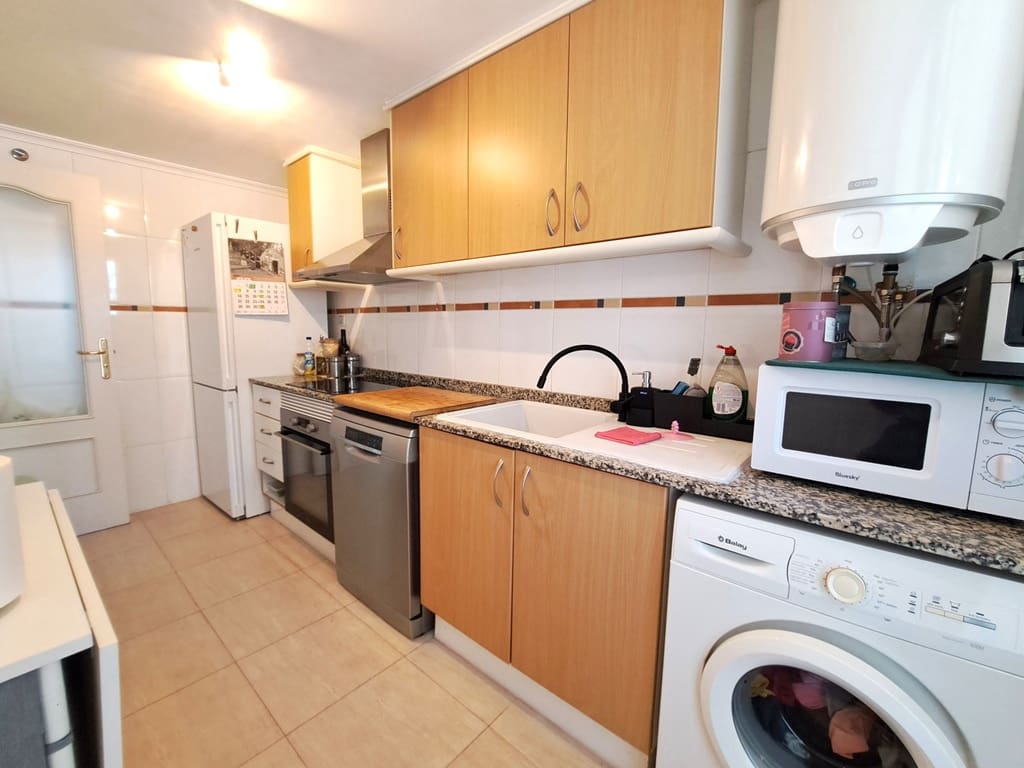 Apartamento de 2 habitaciones en Dénia en venta con piscina garaje - 270.000 € (Ref: 9101741)