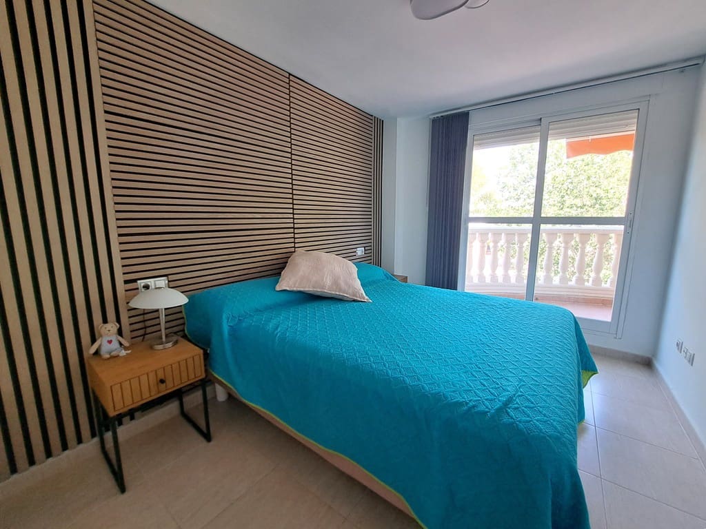 Apartamento de 2 habitaciones en Dénia en venta con piscina garaje - 270.000 € (Ref: 9101741)