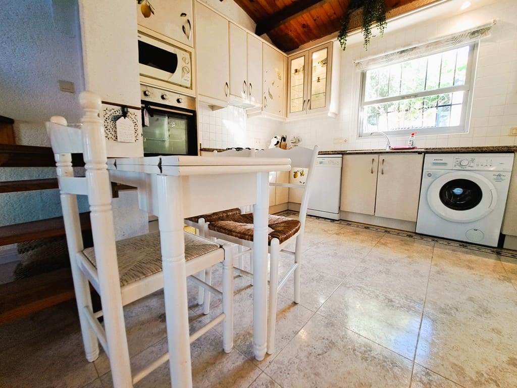 3 slaapkamer Villa te koop in Denia met zwembad garage - € 485.000 (Ref: 9109807)