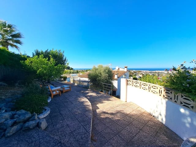 3 slaapkamer Villa te koop in El Montgó, Dénia met zwembad garage - € 485.000 (Ref: 9109807)