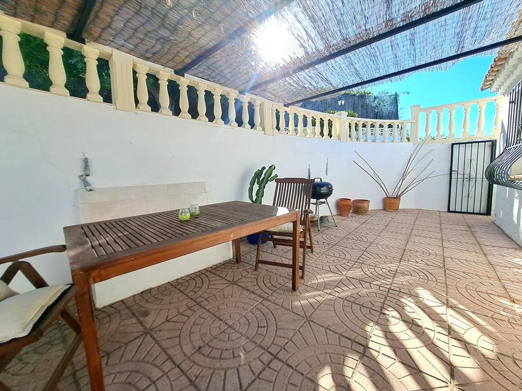 3 slaapkamer Villa te koop in Denia met zwembad garage - € 485.000 (Ref: 9109807)
