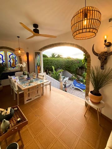 4 soverom Villa til salgs i El Montgó, Dénia med svømmebasseng garasje - € 770 000 (Ref: 9158730)