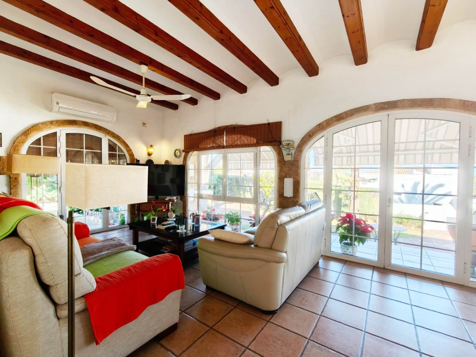 6 soveværelse Villa til salg i Javea / Xabia med swimmingpool garage - € 950.000 (Ref: 9161560)