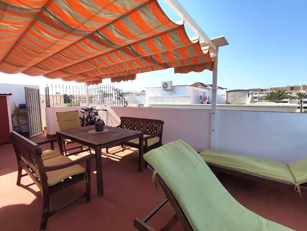 2 soveværelse Lejlighed til salg i Denia med swimmingpool garage - € 210.000 (Ref: 9168240)