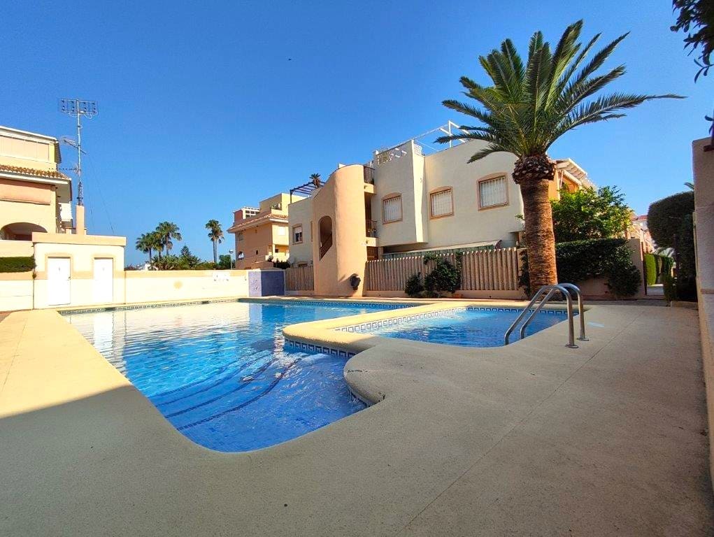 2 soveværelse Lejlighed til salg i Denia med swimmingpool garage - € 210.000 (Ref: 9168240)