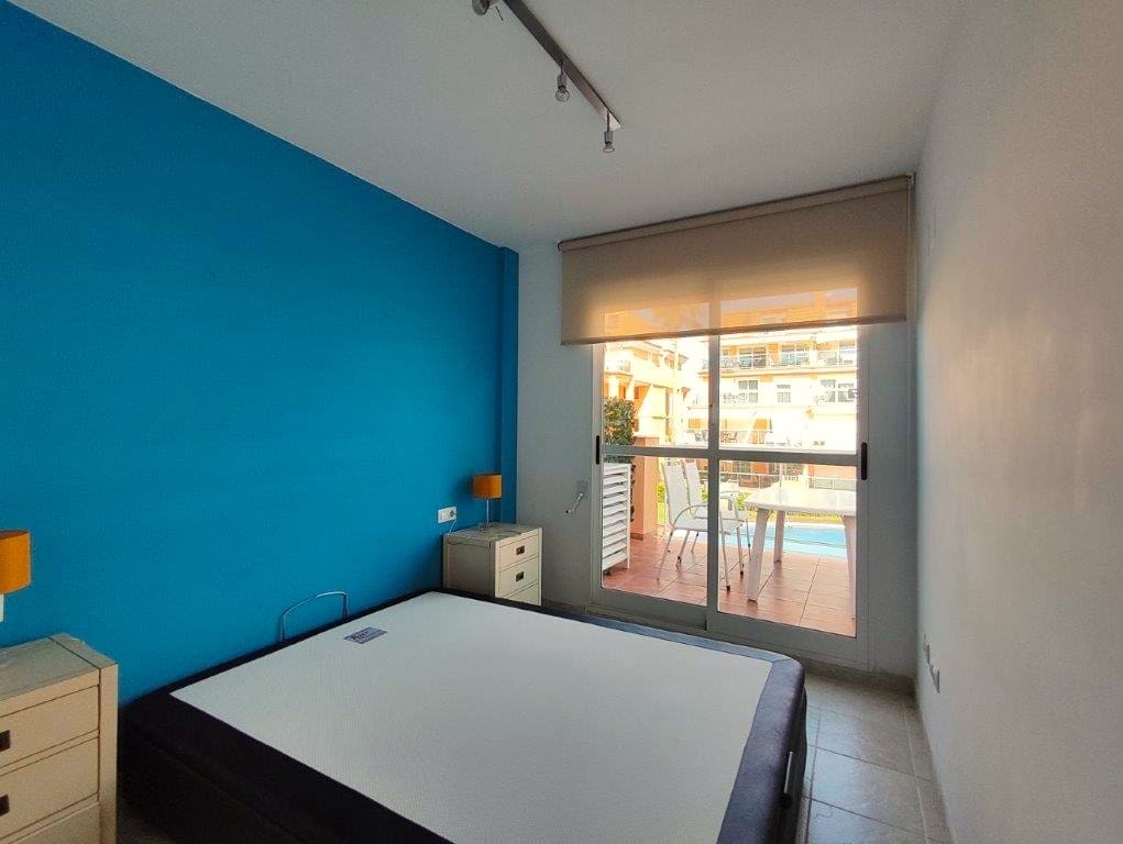 2 soveværelse Strandlejlighed til salg i Denia med swimmingpool garage - € 325.000 (Ref: 9170525)