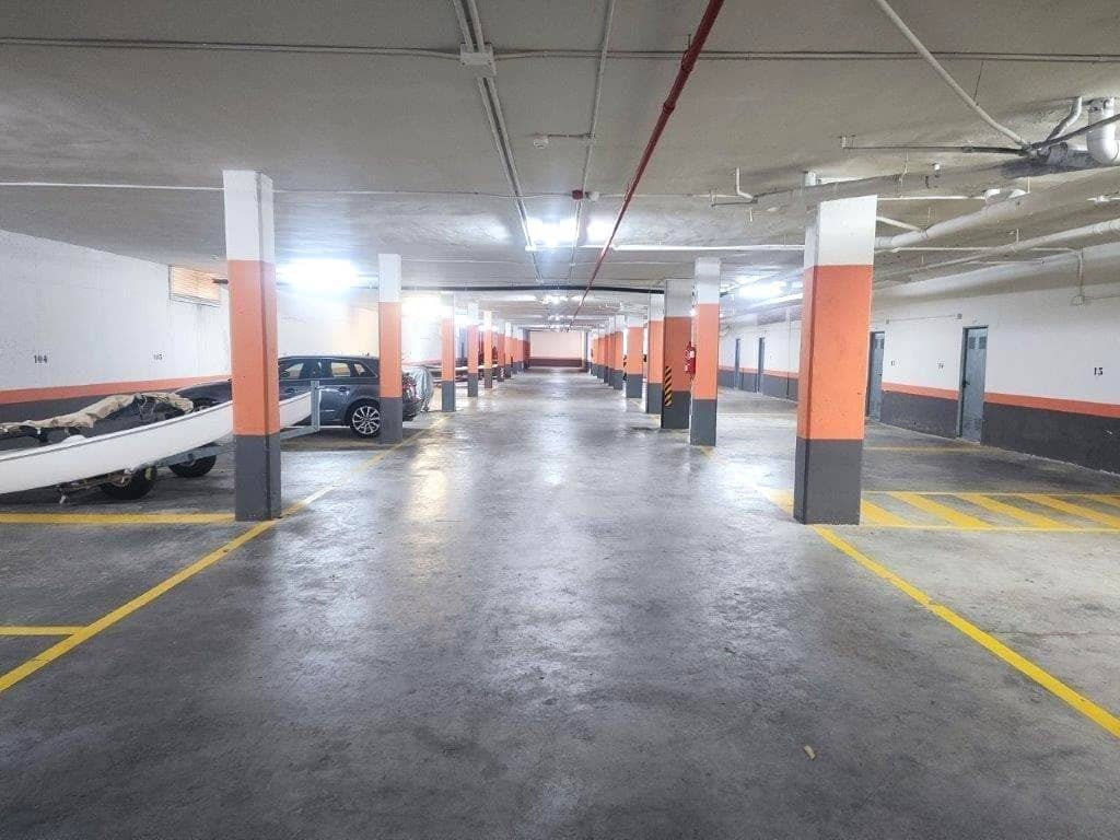 2 soveværelse Strandlejlighed til salg i Denia med swimmingpool garage - € 325.000 (Ref: 9170525)