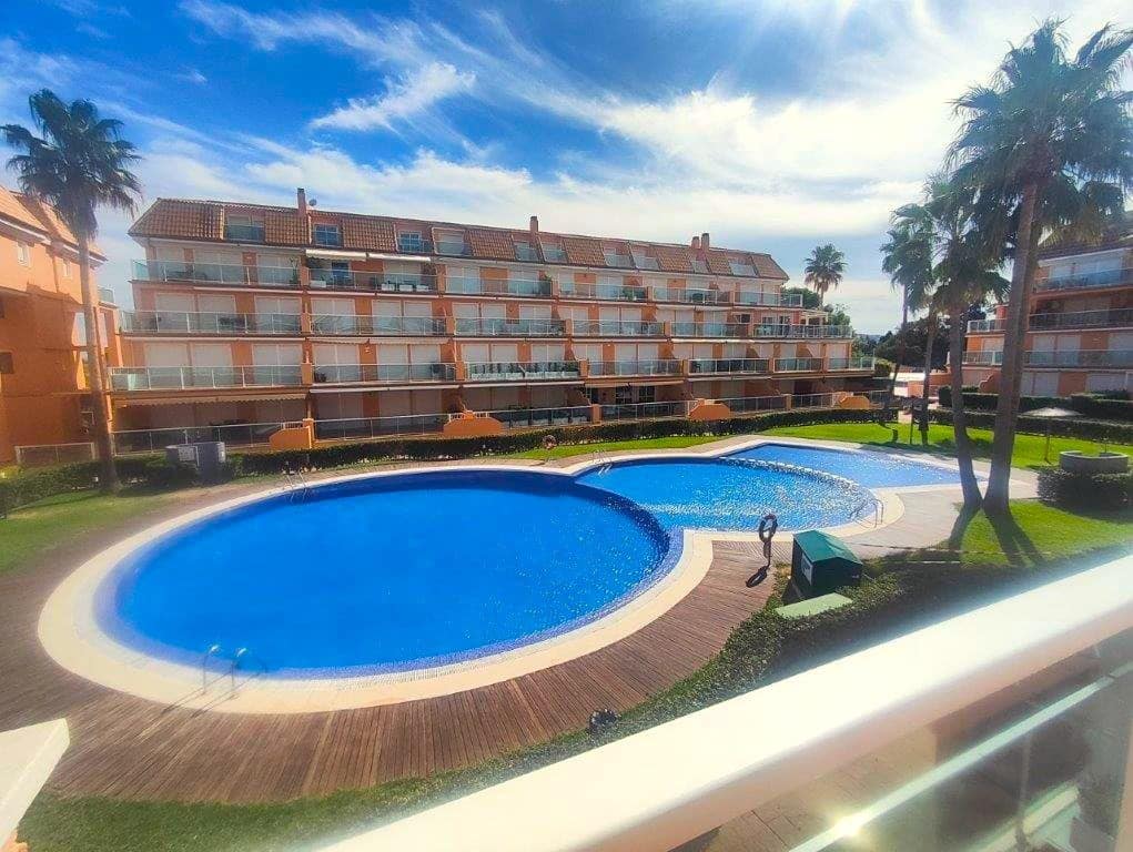 2 soveværelse Strandlejlighed til salg i Denia med swimmingpool garage - € 325.000 (Ref: 9170525)