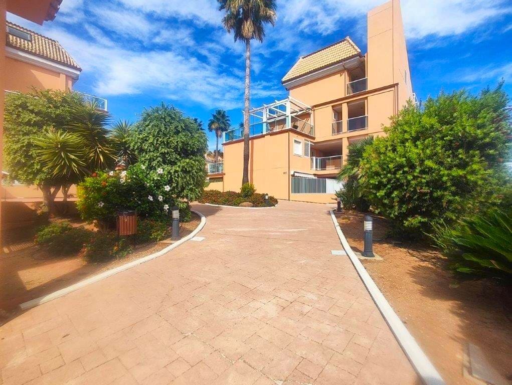 2 soveværelse Strandlejlighed til salg i Denia med swimmingpool garage - € 325.000 (Ref: 9170525)