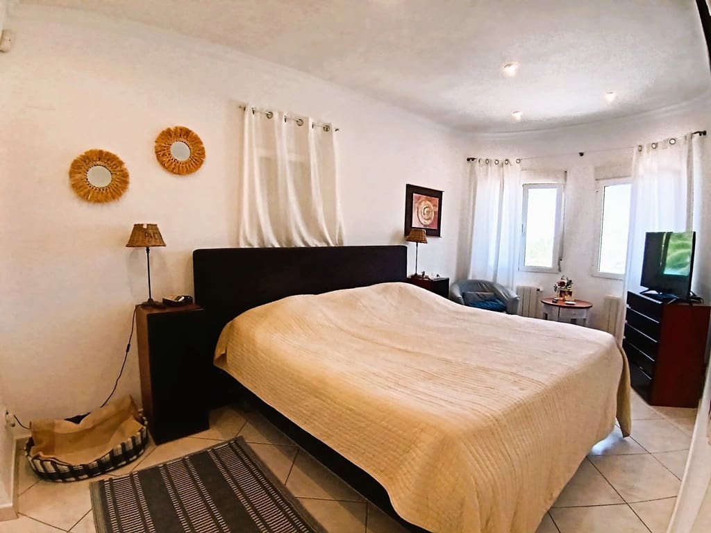 5 soveværelse Villa til salg i La Sella med swimmingpool garage - € 960.000 (Ref: 9175992)