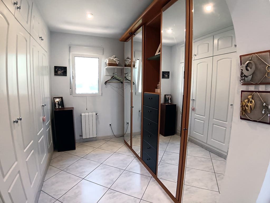 5 soveværelse Villa til salg i La Sella med swimmingpool garage - € 960.000 (Ref: 9175992)