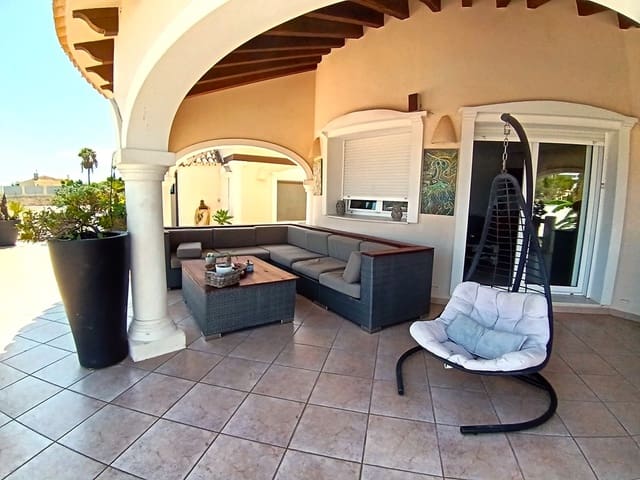 5 sovrum Villa till salu i La Sella med pool garage - 960 000 € (Ref: 9175992)