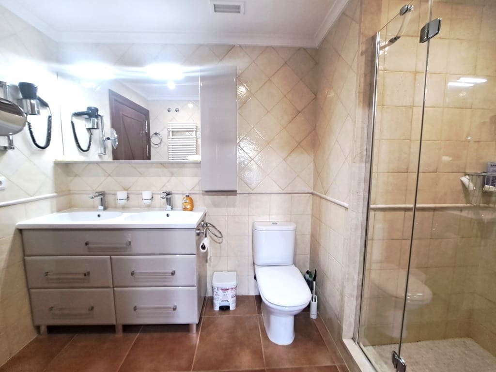 2 soverom Leilighet til salgs i La Sella med svømmebasseng garasje - € 478 000 (Ref: 9184515)