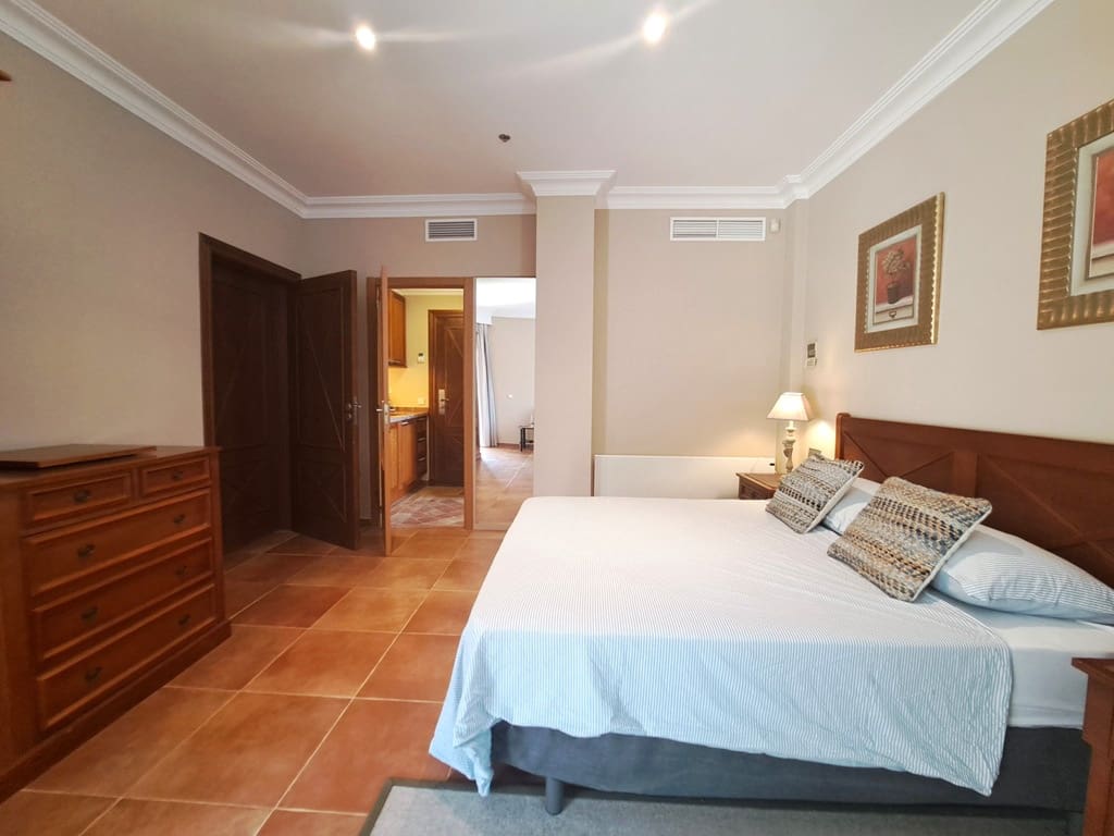 2 soverom Leilighet til salgs i La Sella med svømmebasseng garasje - € 478 000 (Ref: 9184515)