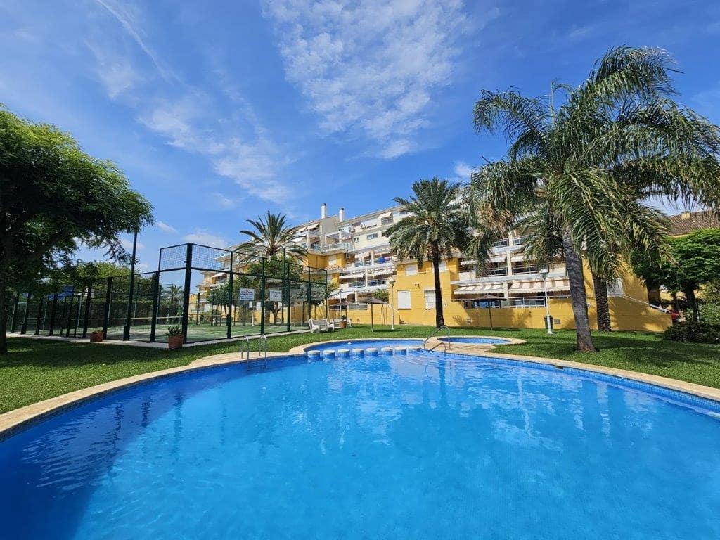 3 bedroom Apartment for sale in Denia with pool garage - € 395,000 (Ref: 9226032)