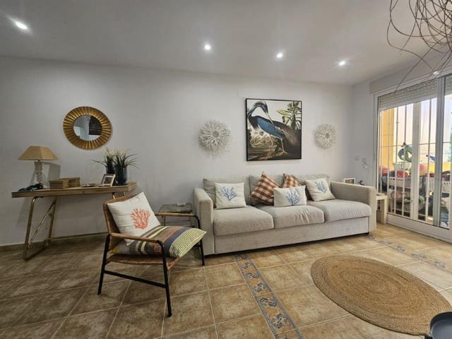 3 bedroom Apartment for sale in Dénia with pool garage - € 395,000 (Ref: 9226032)