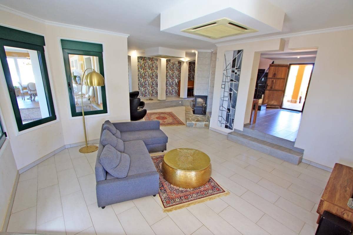 6 chambre Villa/Maison à vendre à La Sella avec garage - 875 000 € (Ref: 9239323)