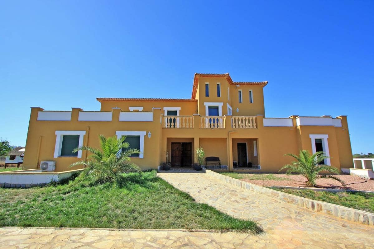 6 chambre Villa/Maison à vendre à La Sella avec garage - 875 000 € (Ref: 9239323)