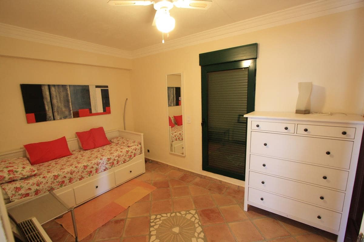 6 chambre Villa/Maison à vendre à La Sella avec garage - 875 000 € (Ref: 9239323)