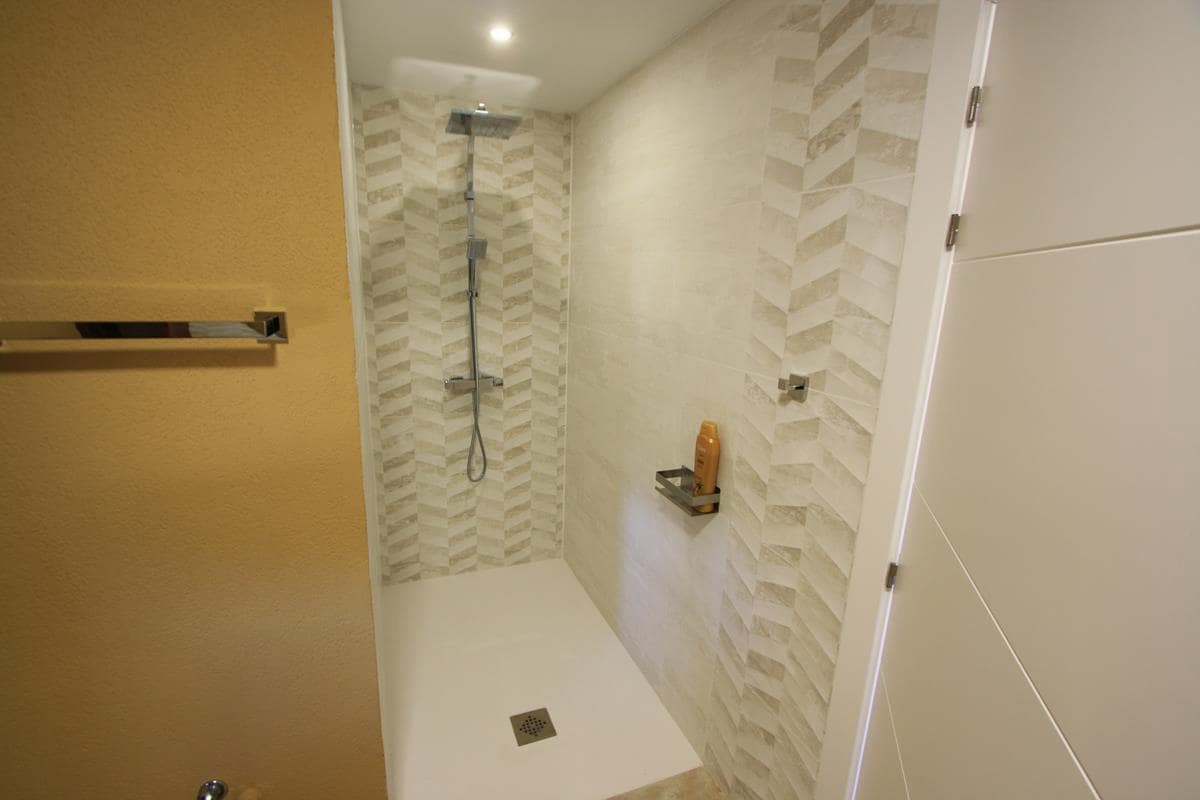 6 chambre Villa/Maison à vendre à La Sella avec garage - 875 000 € (Ref: 9239323)