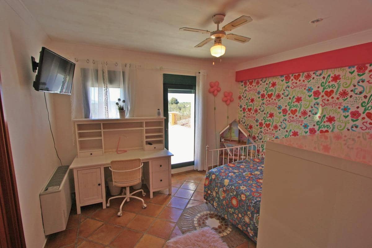 6 chambre Villa/Maison à vendre à La Sella avec garage - 875 000 € (Ref: 9239323)