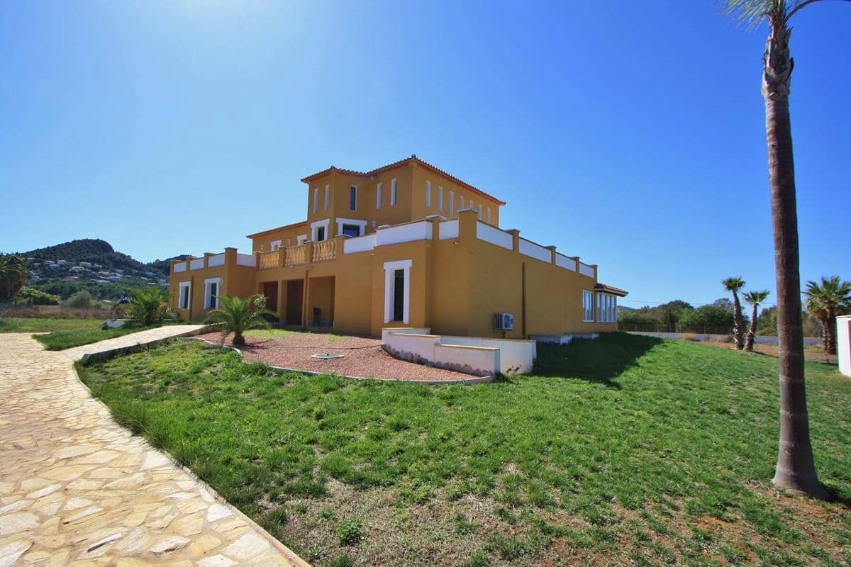 6 chambre Villa/Maison à vendre à La Sella avec garage - 875 000 € (Ref: 9239323)