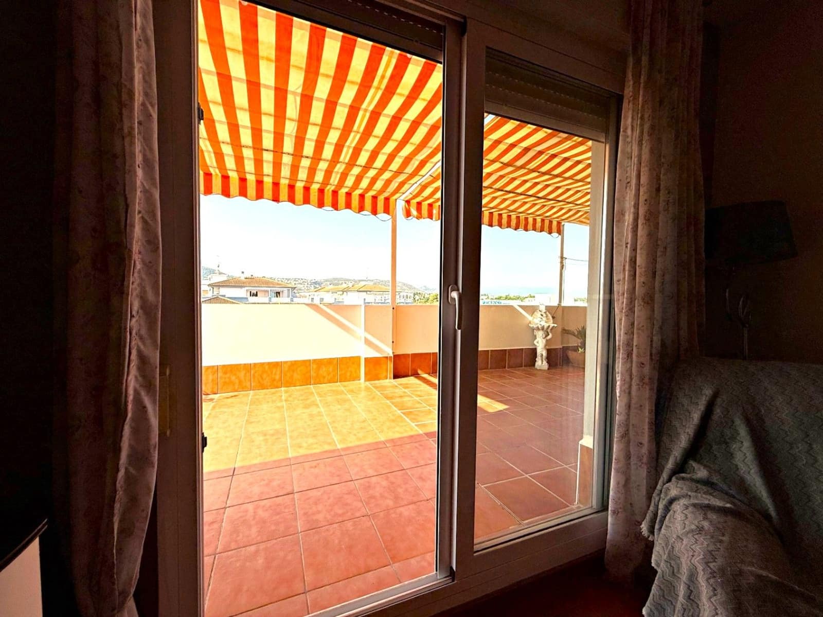 3 slaapkamer Penthouse te koop in Denia met zwembad garage - € 470.000 (Ref: 9243544)