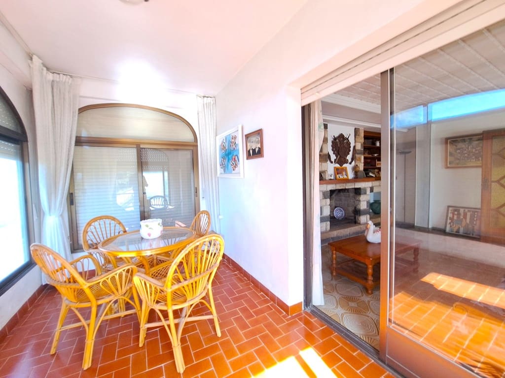 2 soverom Villa til salgs i La Xara med garasje - € 495 000 (Ref: 9249478)
